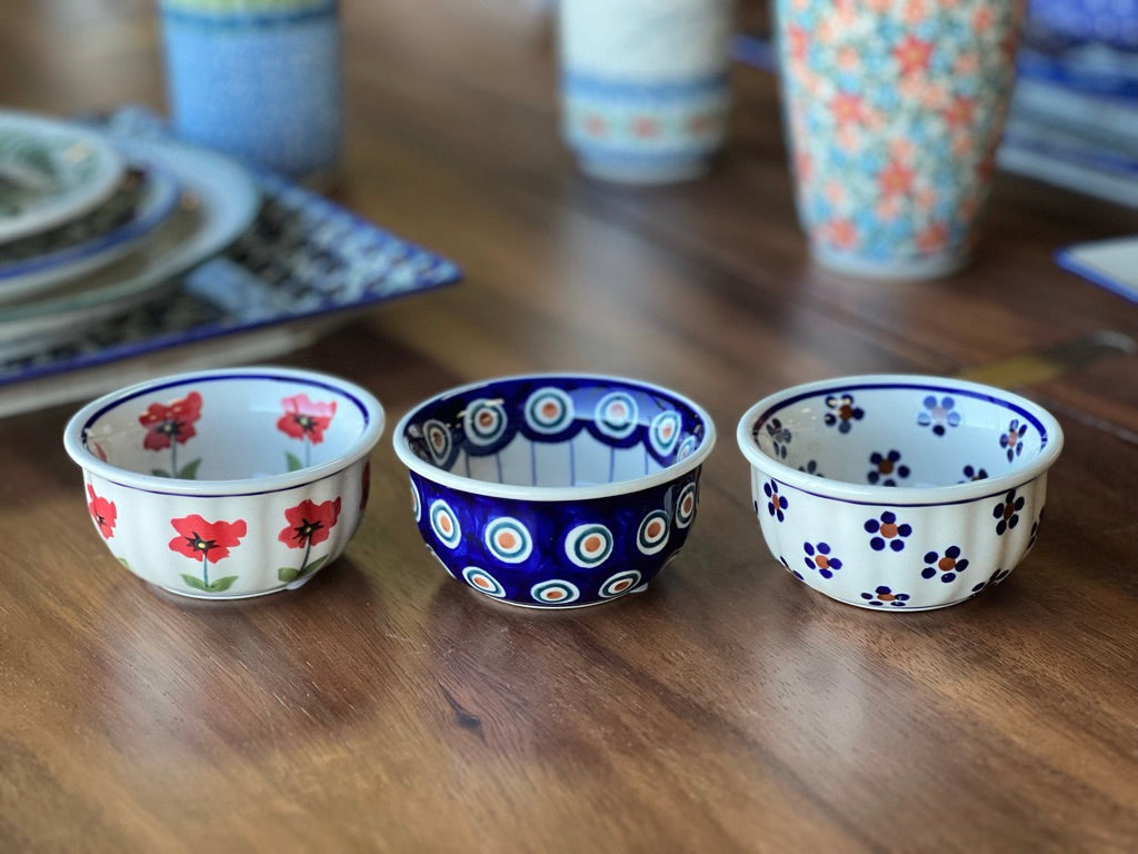 Bowl, Round, 3.5" in "Petite Floral" by Manufaktura | M081T-64